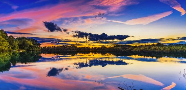 Hanzi of the day! 回文